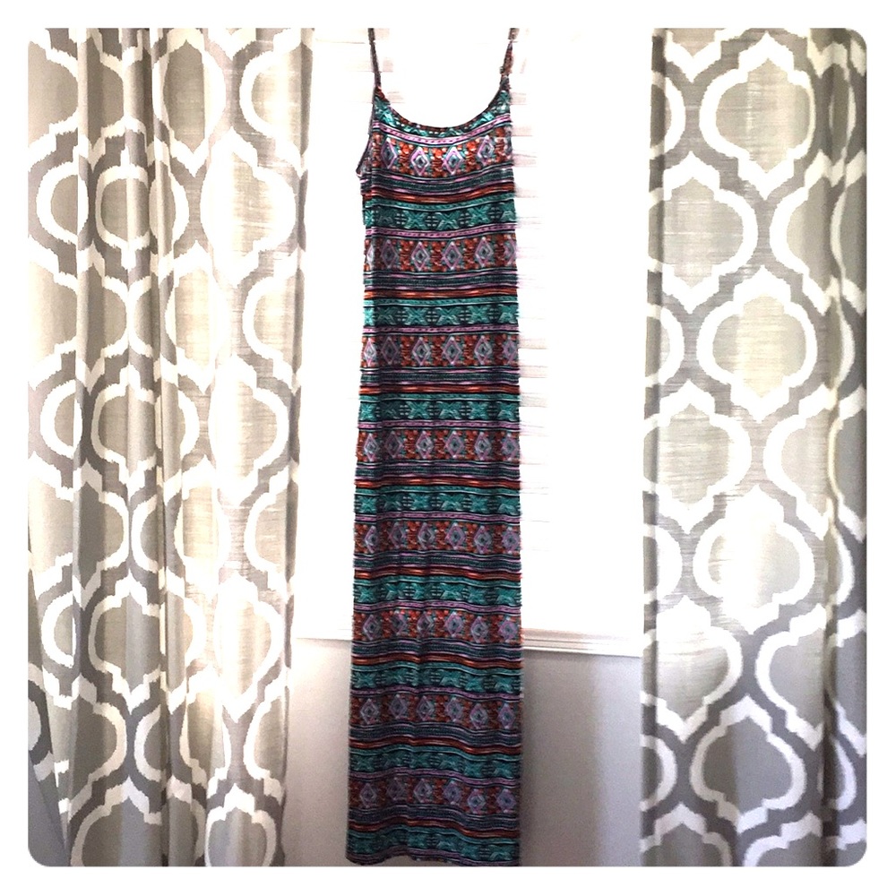 Women’s tribal print maxi dress - Small
